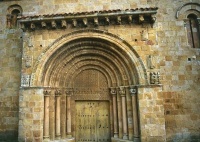 Colegiata de Cervatos