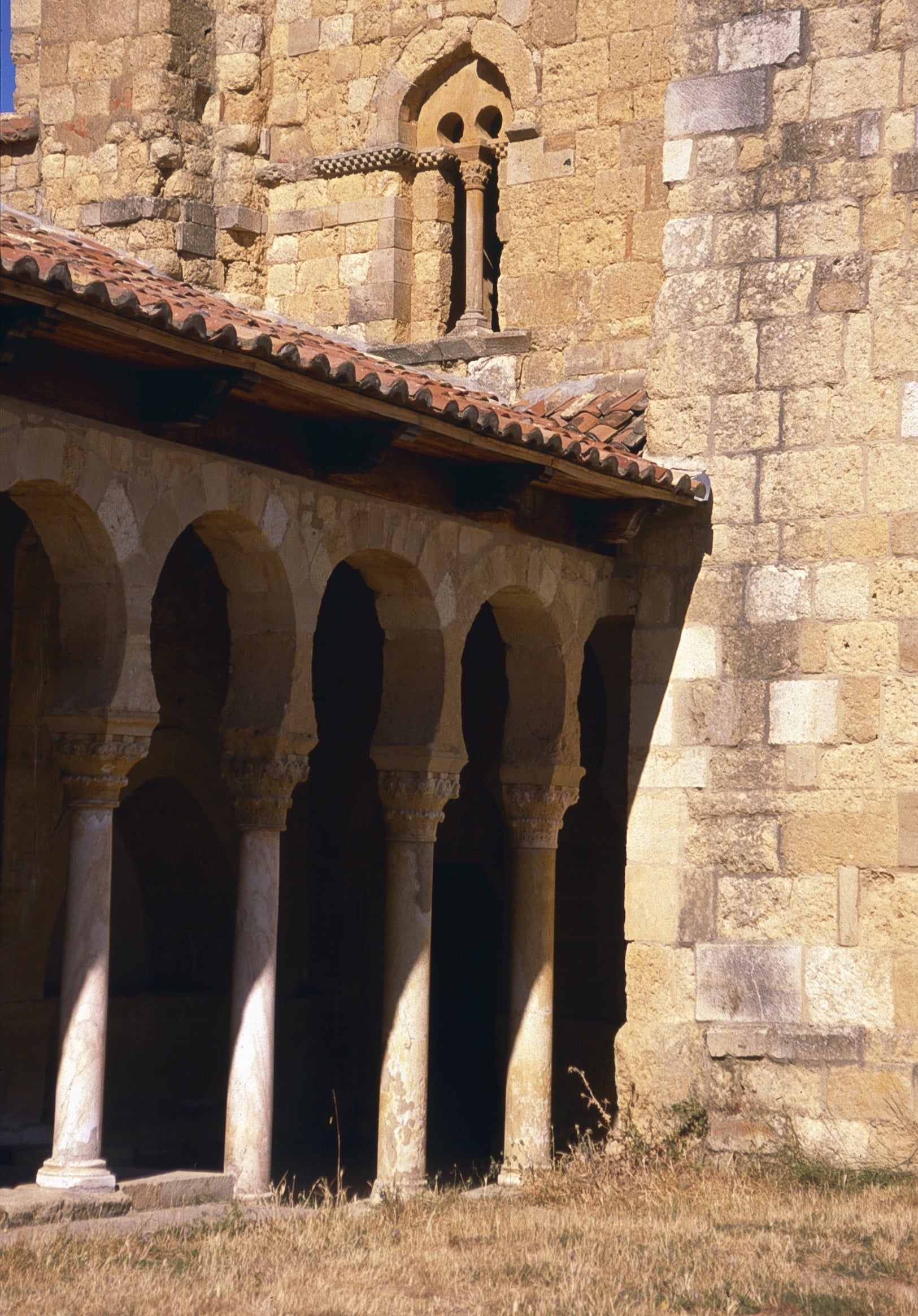 San Miguel de la Escalada Ruidocero