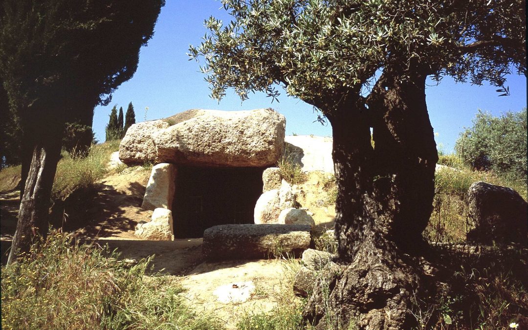 Dólmenes de Menga, Viera y Romeral