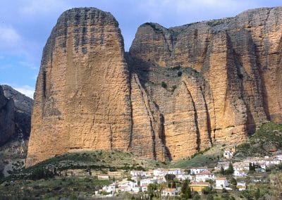 Los Mallos  de Riglos