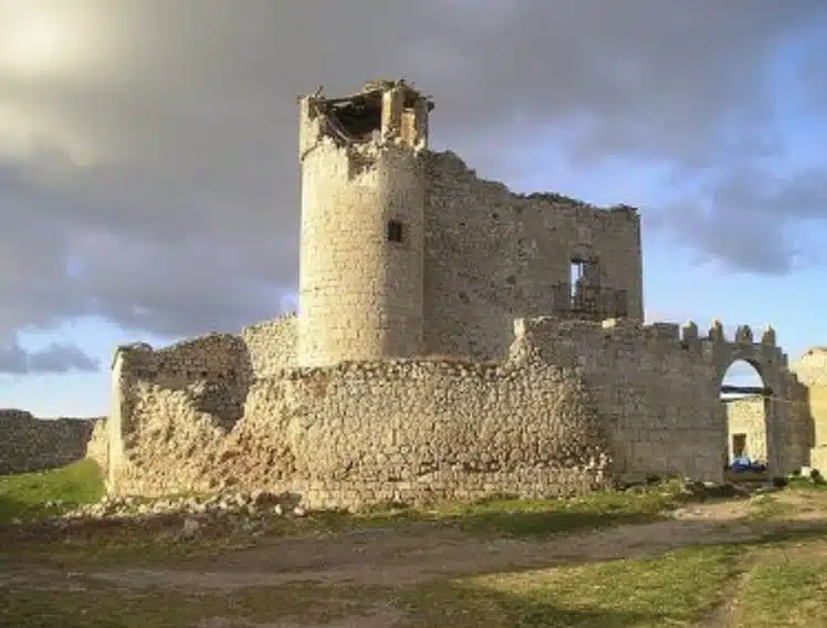 Castillo de Paradilla